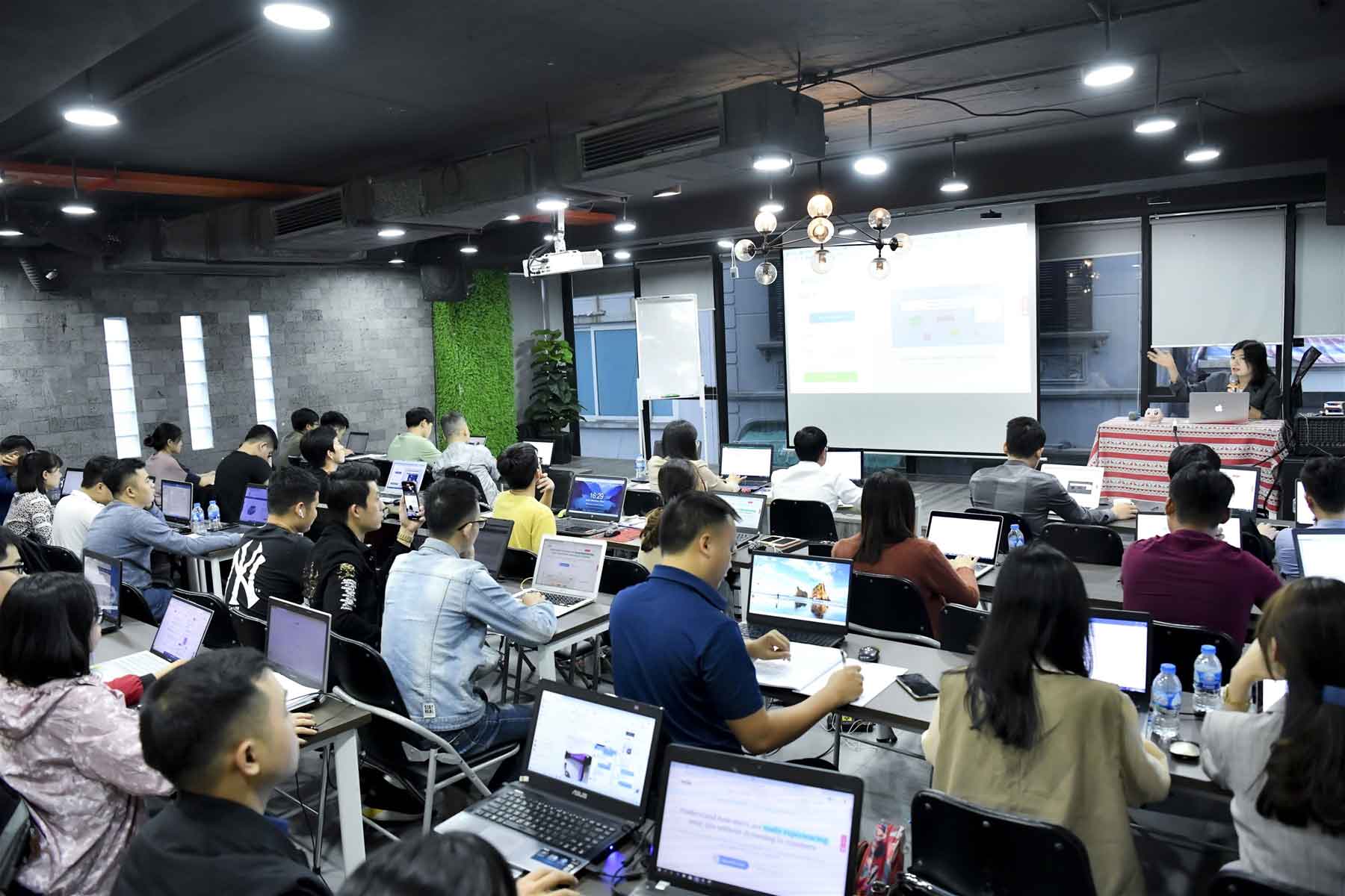 Lớp học Khóa K55